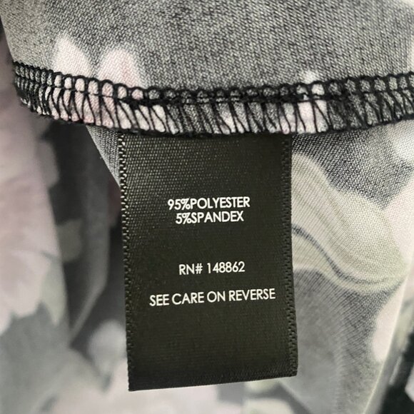 Torrid - Floral Sleeveless Tank - Picture 2 of 6